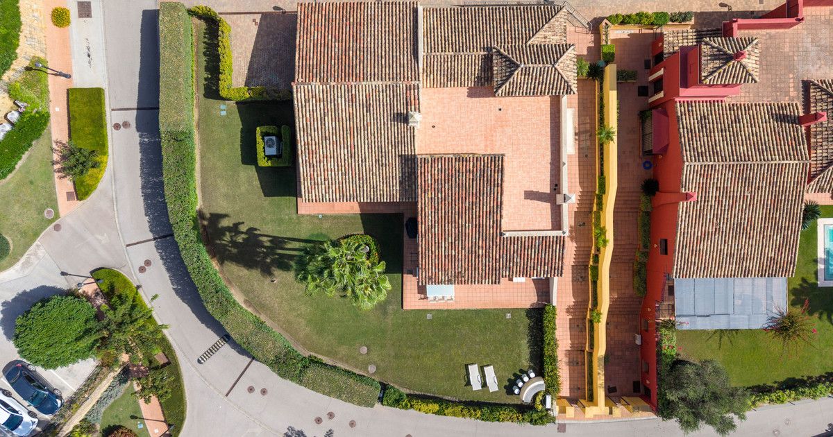 Villa independiente en Sotogrande, Sotogrande, 5/12