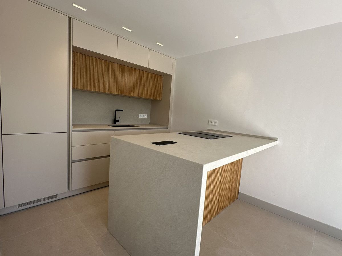 Townhouse in Torrequebrada, Torrequebrada, 11/12