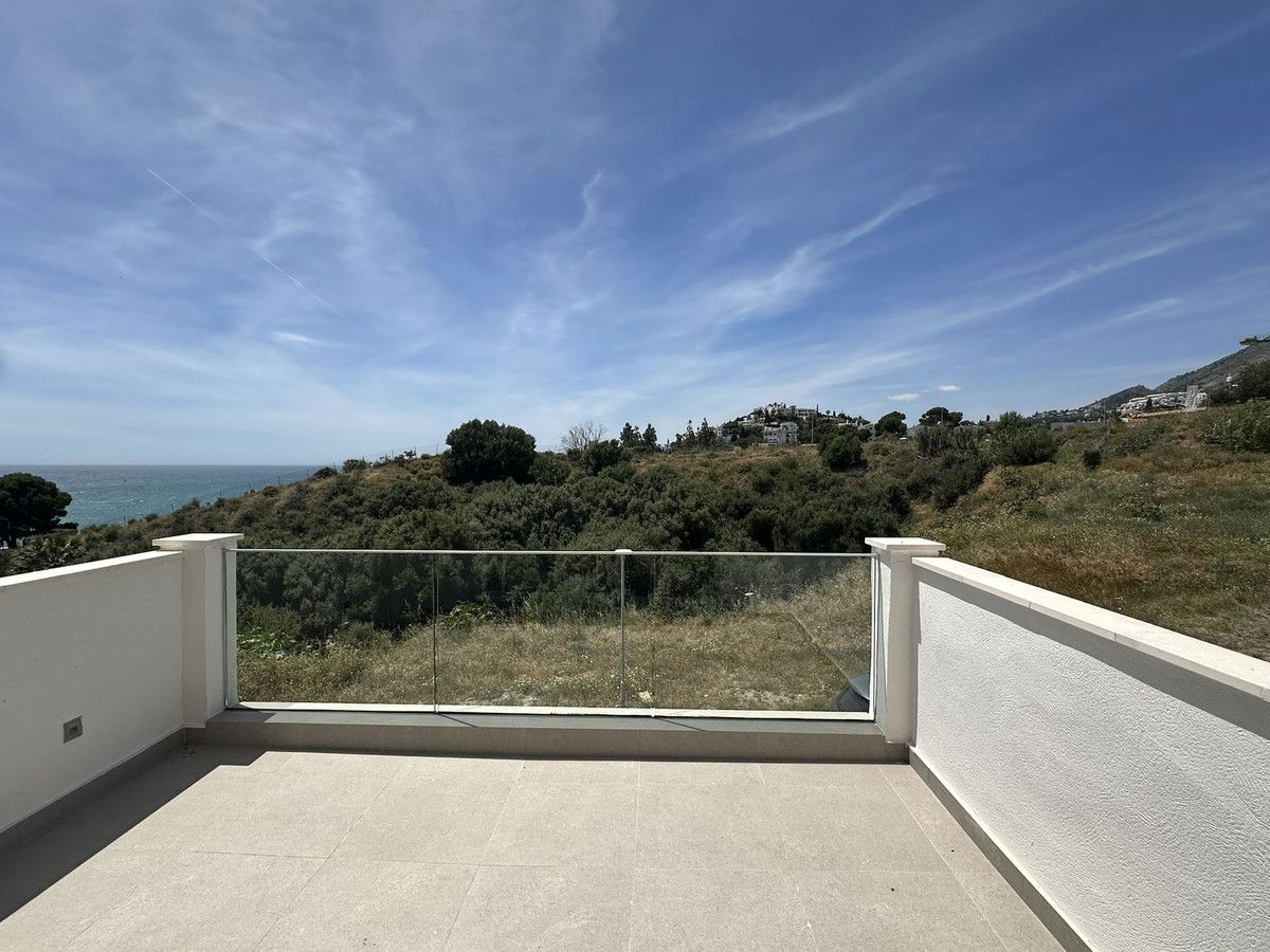 Townhouse in Torrequebrada, Torrequebrada, 4/12
