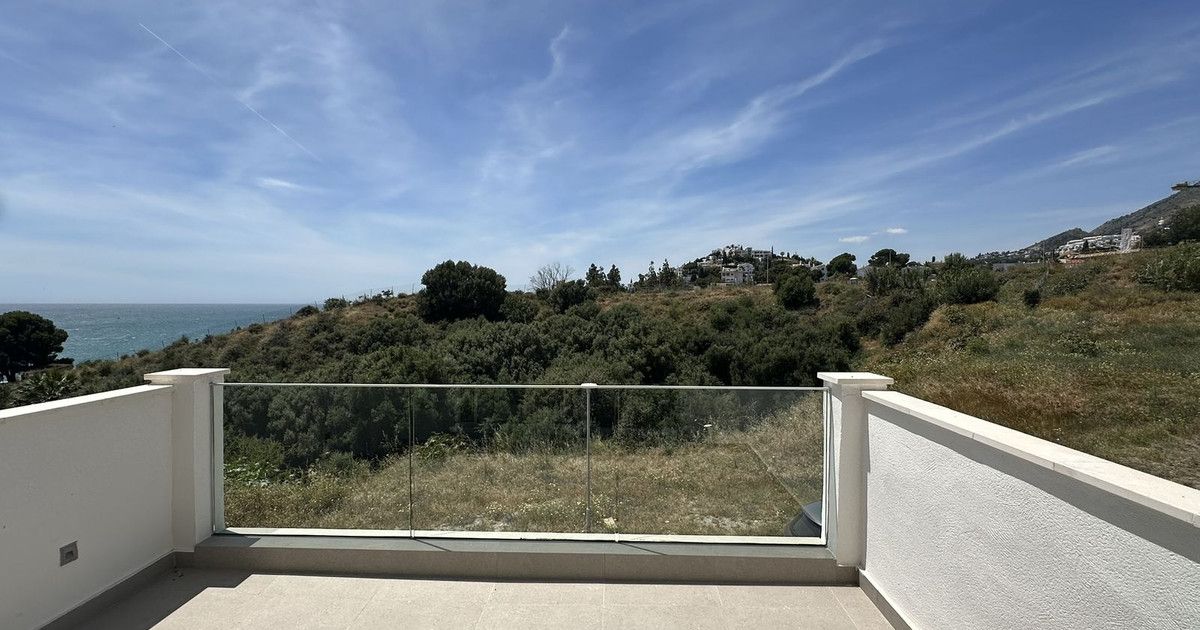 Townhouse in Torrequebrada, Torrequebrada, 4/12