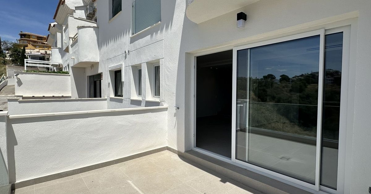 Townhouse in Torrequebrada, Torrequebrada, 6/12