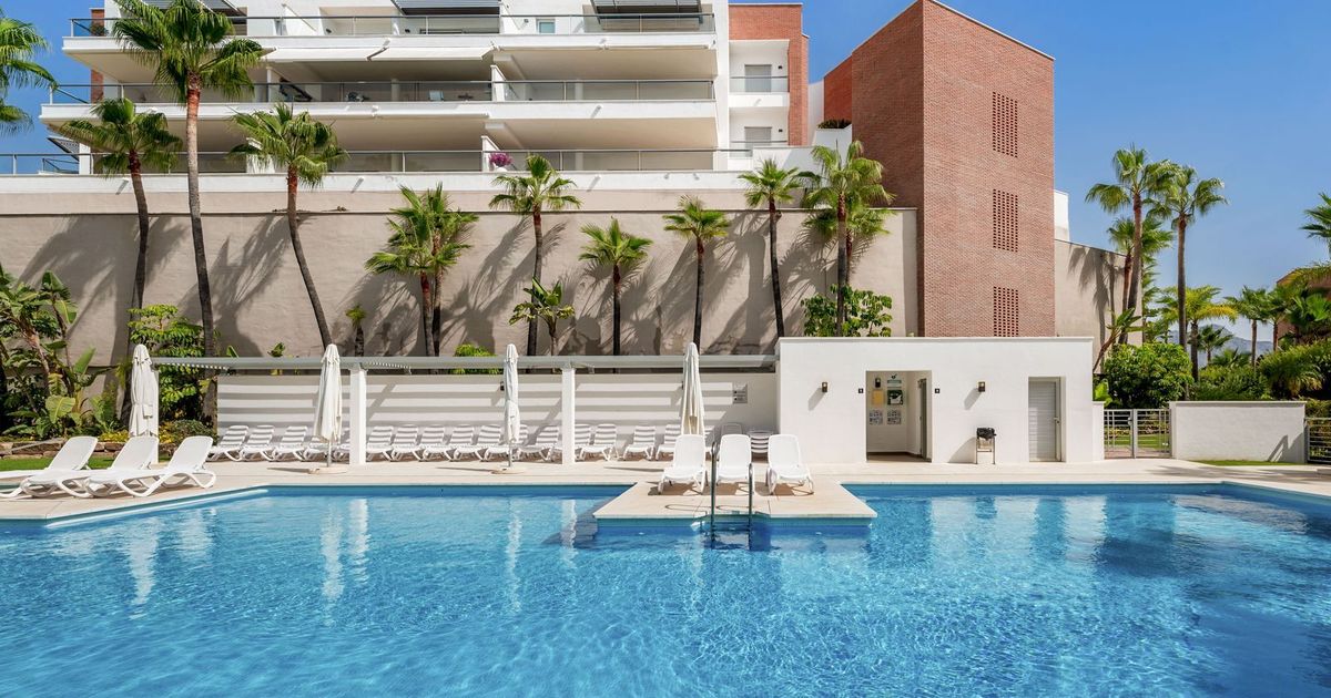 Apartament na środkowym piętrze w Benahavís, Benahavís, 1/12