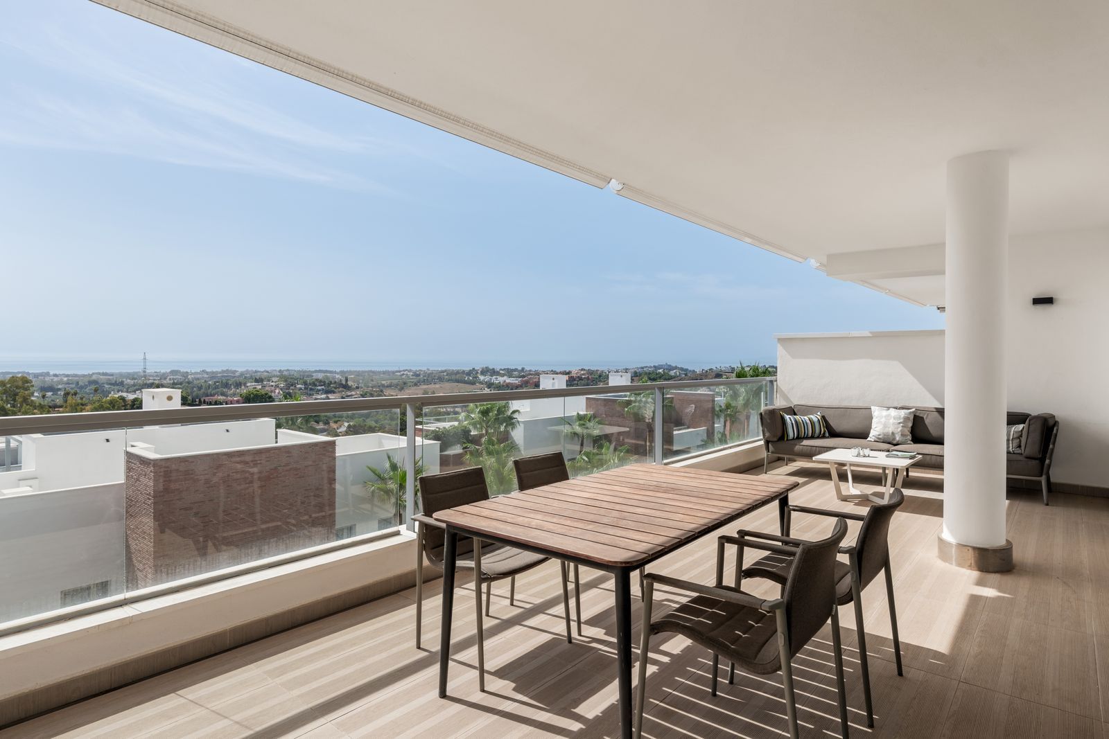 Apartament na środkowym piętrze w Benahavís, Benahavís, 2/12