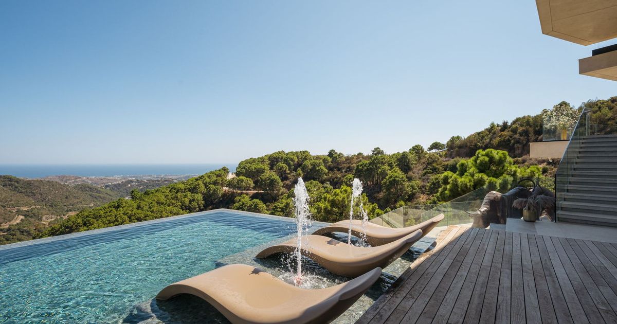 Villa en Benahavis, Benahavis, 10/11