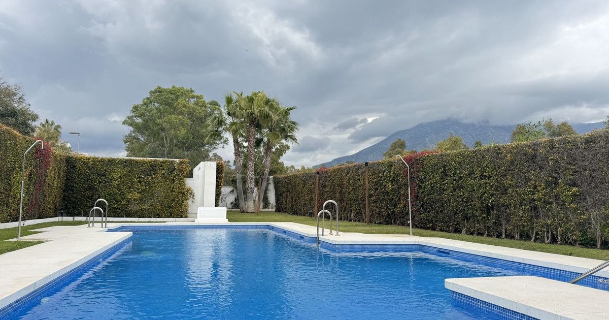 Ground Floor Apartment in Nueva Andalucía, Nueva Andalucía, 1/12