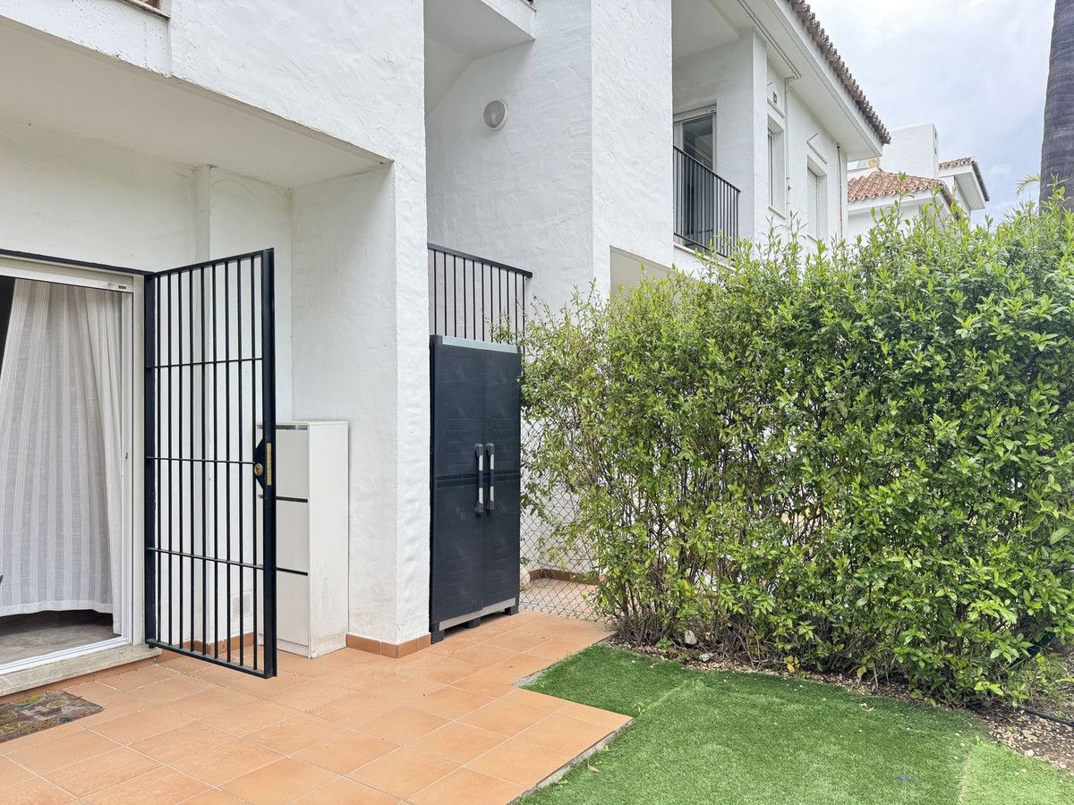 Ground Floor Apartment in Nueva Andalucía, Nueva Andalucía, 12/12