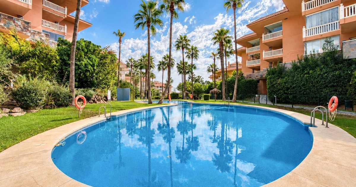 Lägenhet på mellanvåningen i Fuengirola, Fuengirola, 4/12