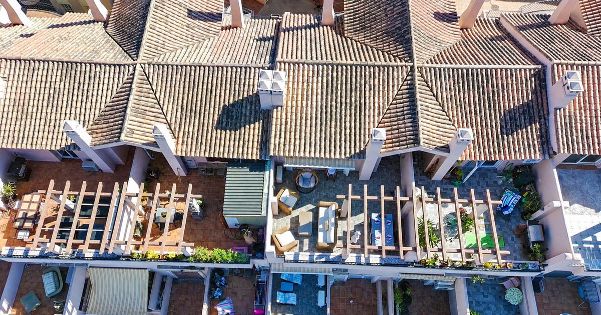 Duplex Penthouse in La Duquesa, La Duquesa, 8/12