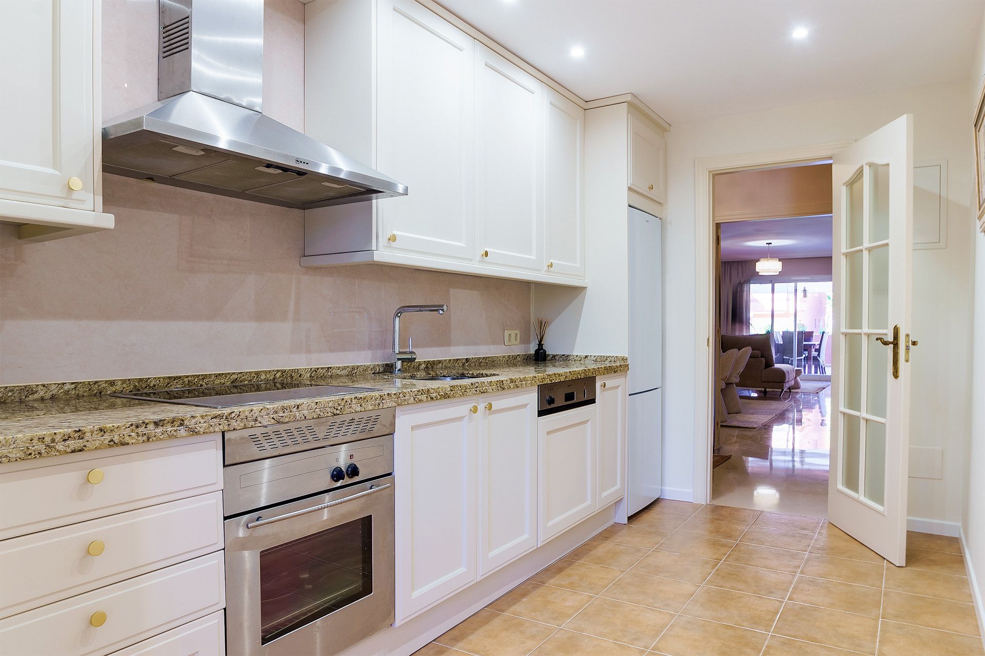 Gelijkvloers appartement in Marbella - Puerto Banus, El Embrujo Playa, Marbella - Puerto Banus, 8/12