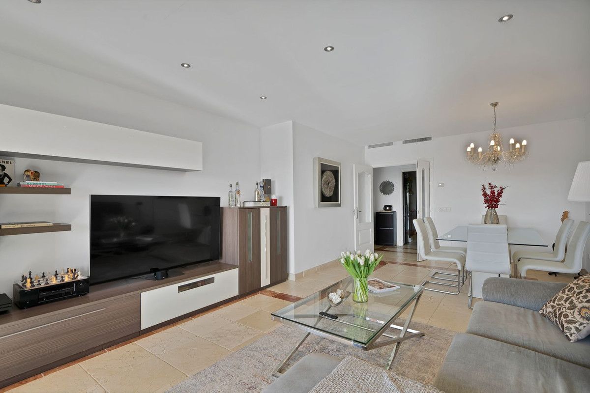 Middenverdieping Appartement in Atalaya, Atalaya, 6/12