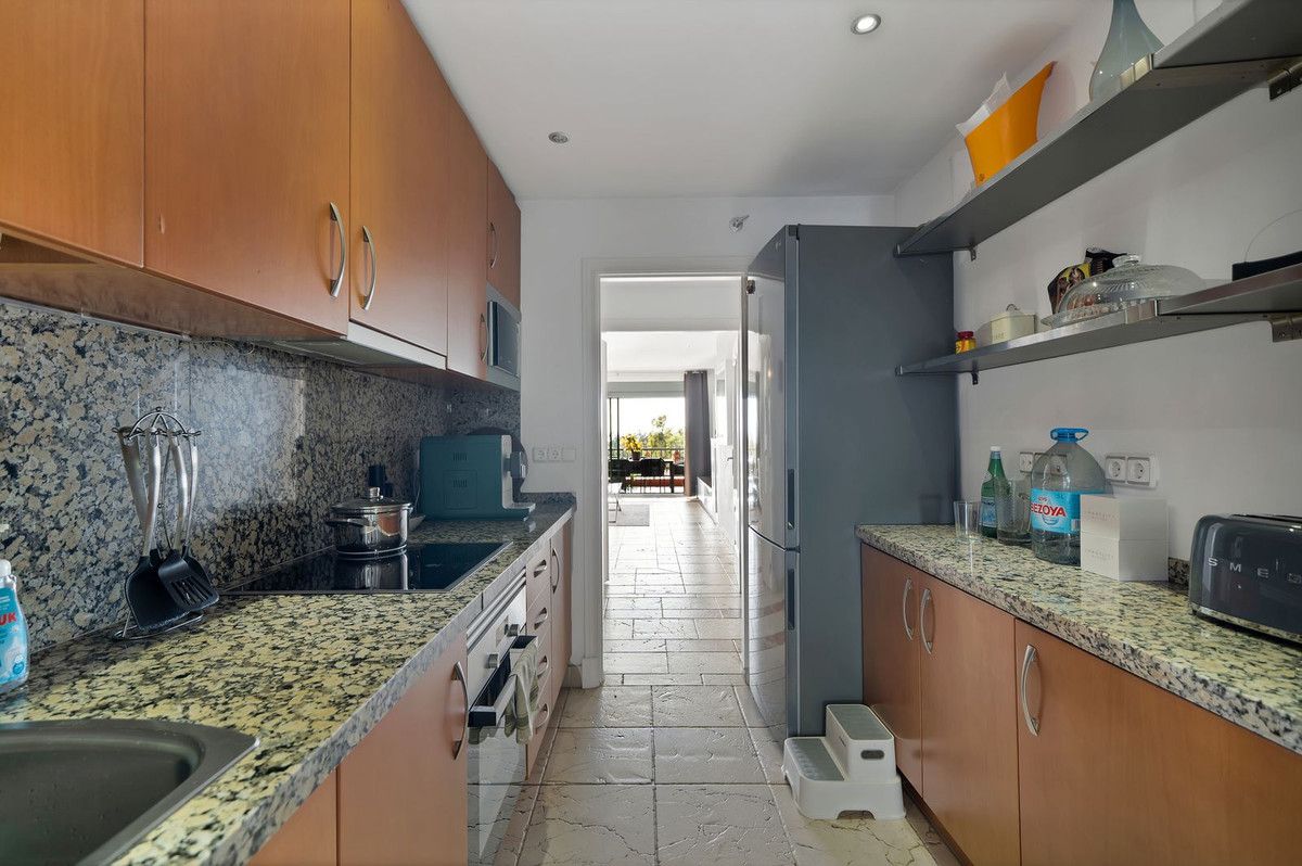 Middenverdieping Appartement in Atalaya, Atalaya, 8/12