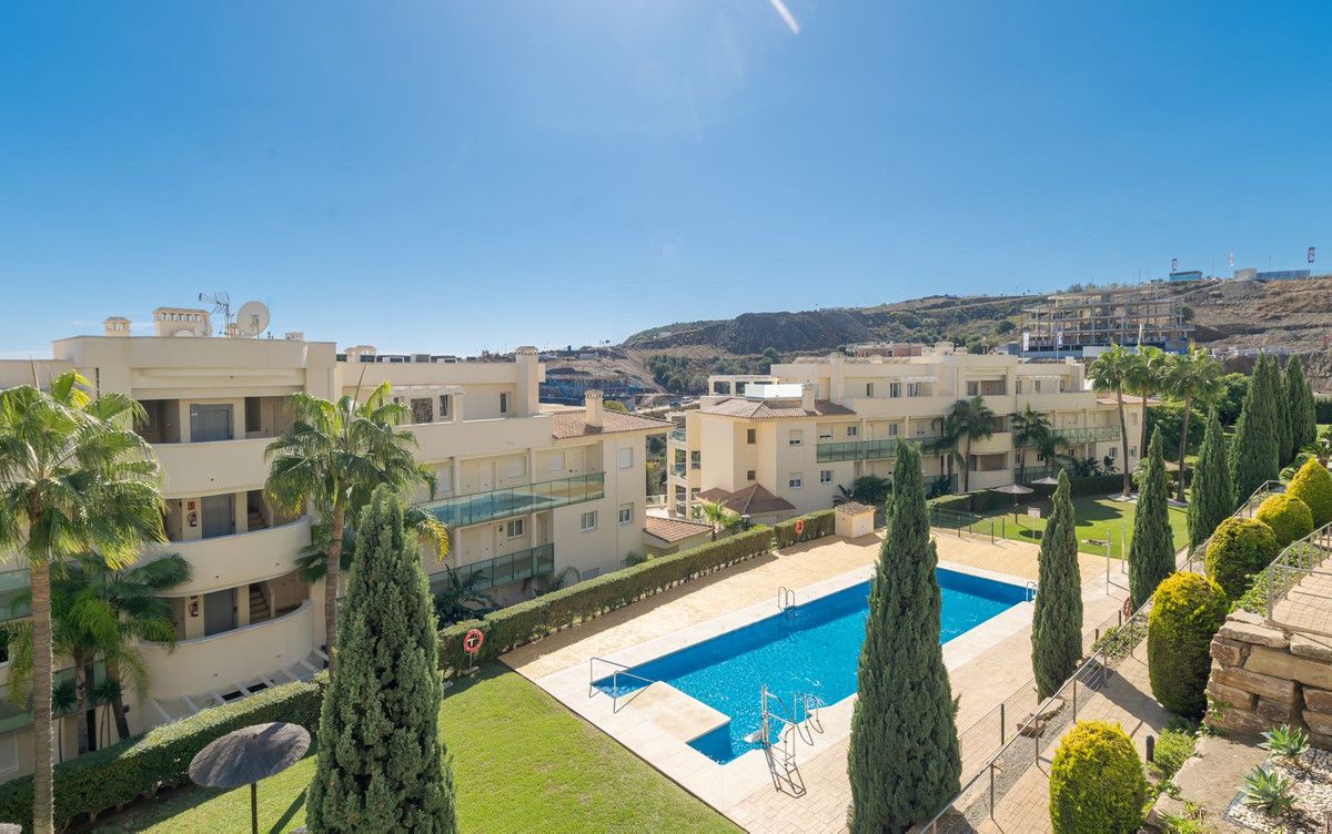 Apartament na środkowym piętrze w Mijas, Mijas, 1/12