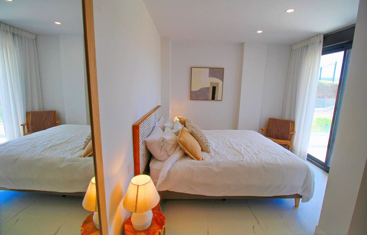 Apartamento de Planta Baja en Casares, Casares, 12/12