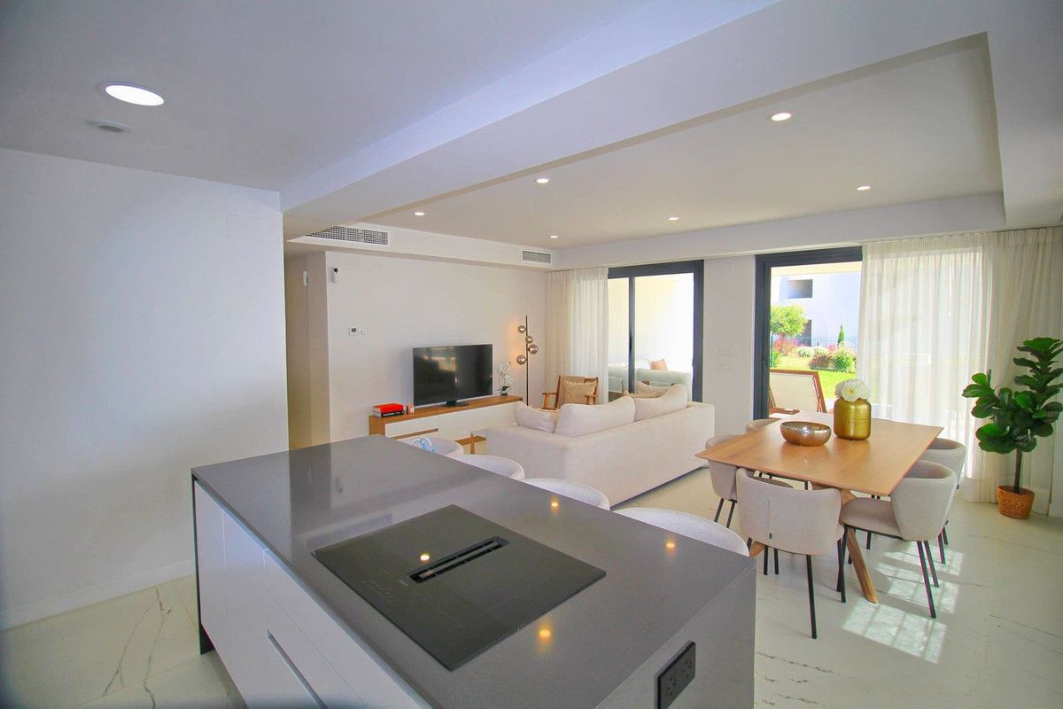Apartamento de Planta Baja en Casares, Casares, 4/12