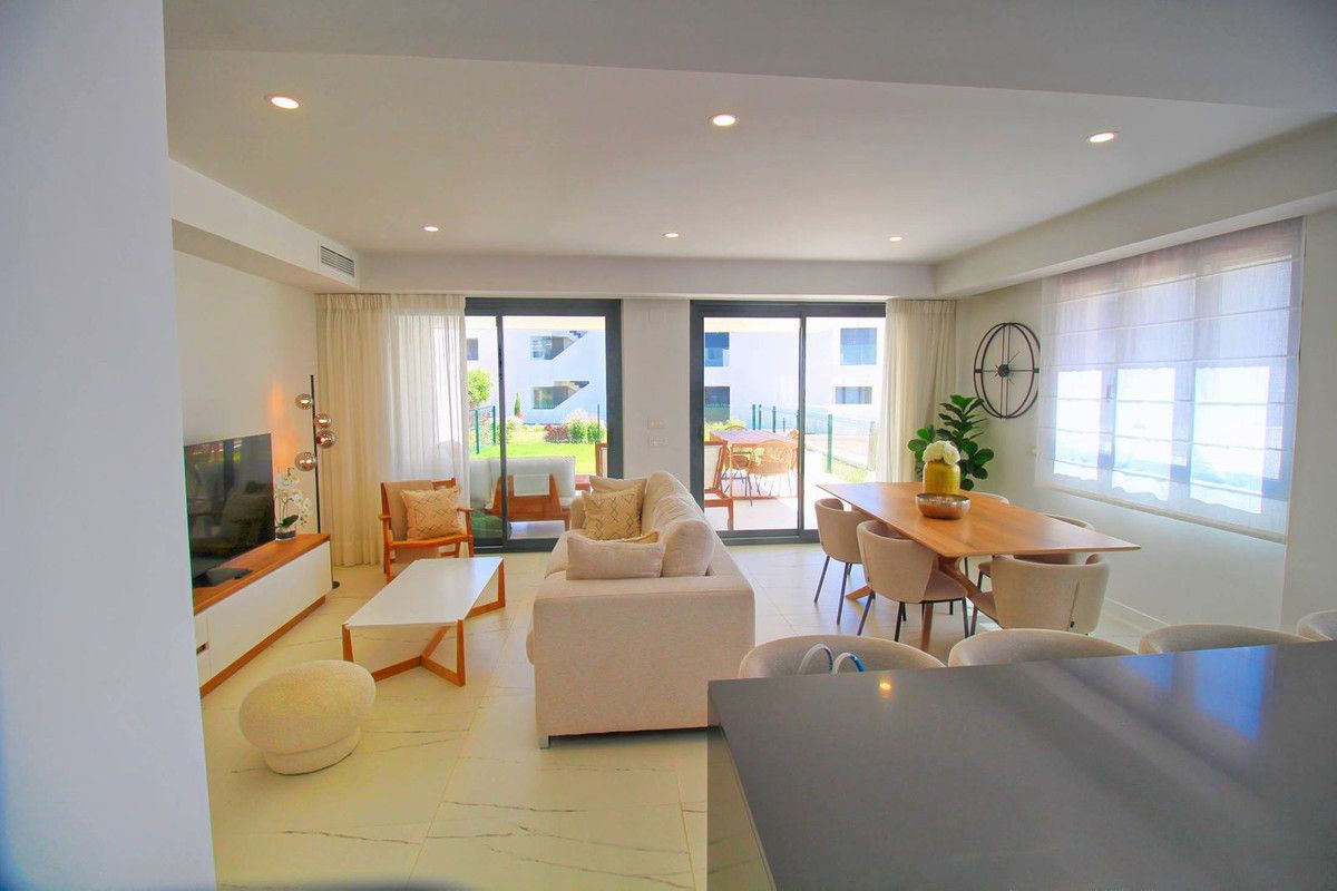 Apartamento de Planta Baja en Casares, Casares, 6/12