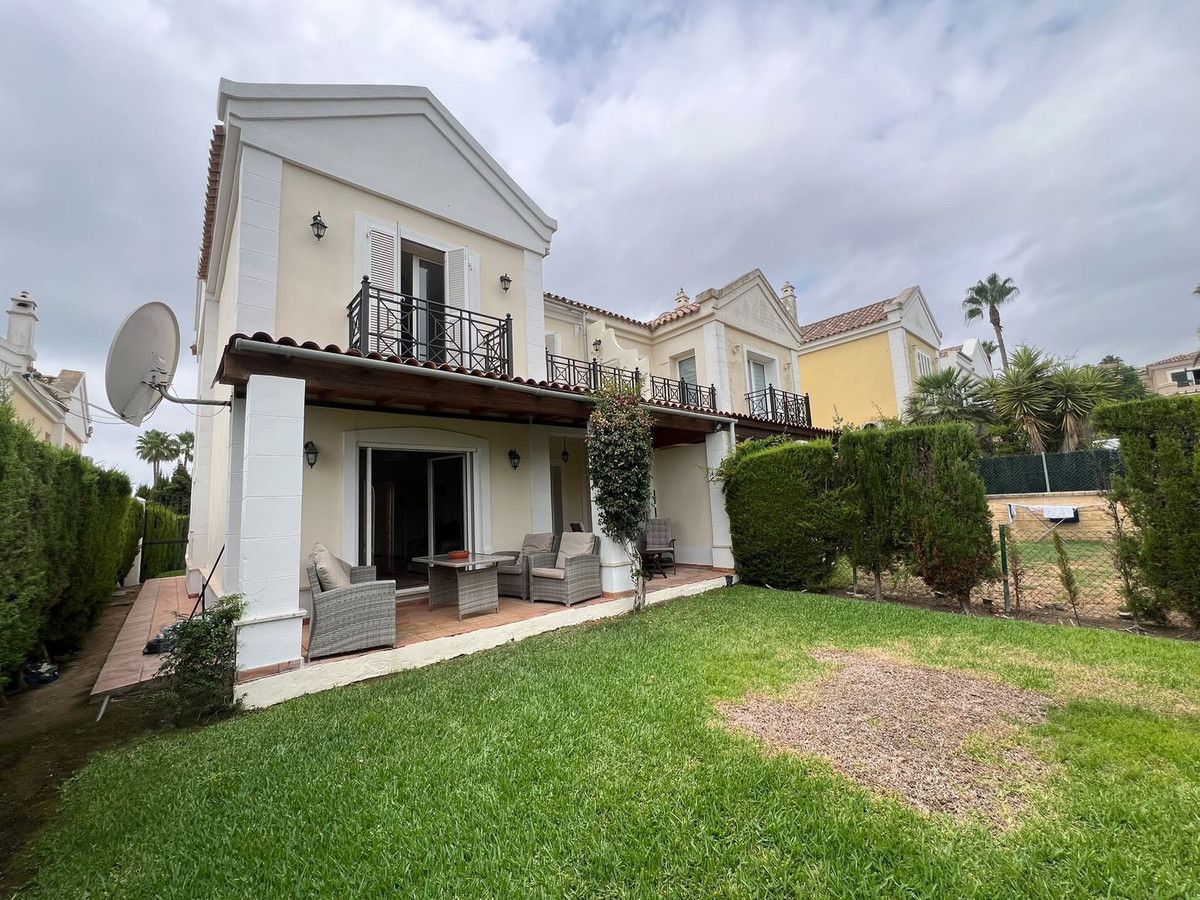 Semi-Detached House in La Alcaidesa, La Alcaidesa, 1/12