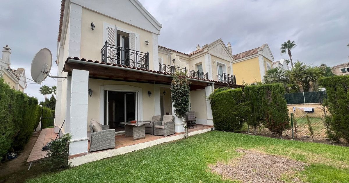 Semi-Detached House in La Alcaidesa, La Alcaidesa, 1/12