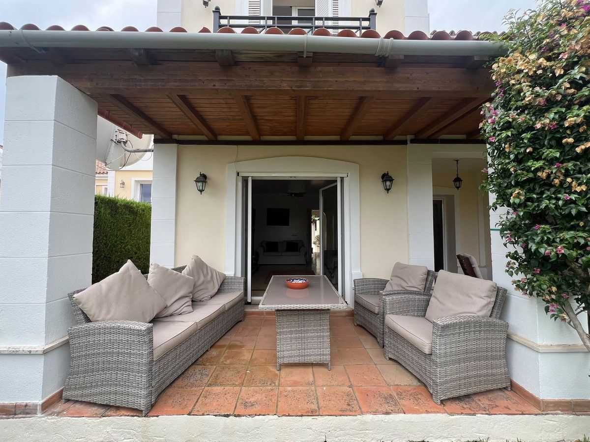 Semi-Detached House in La Alcaidesa, La Alcaidesa, 3/12