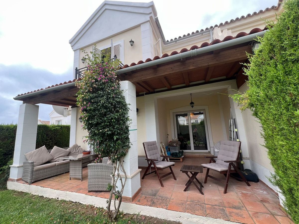 Semi-Detached House in La Alcaidesa, La Alcaidesa, 4/12