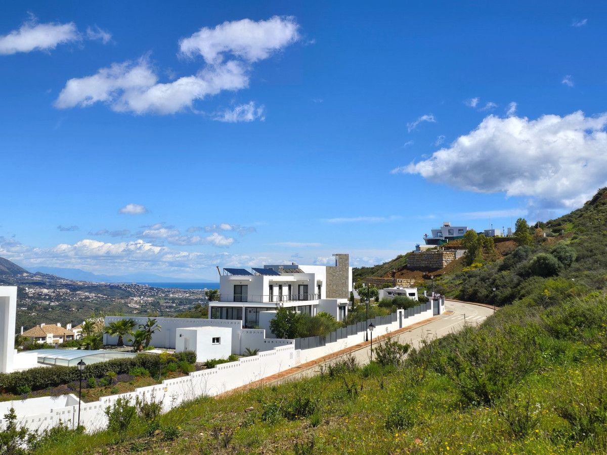 Residential Plot in La Cala Golf, La Cala Golf, 9/12