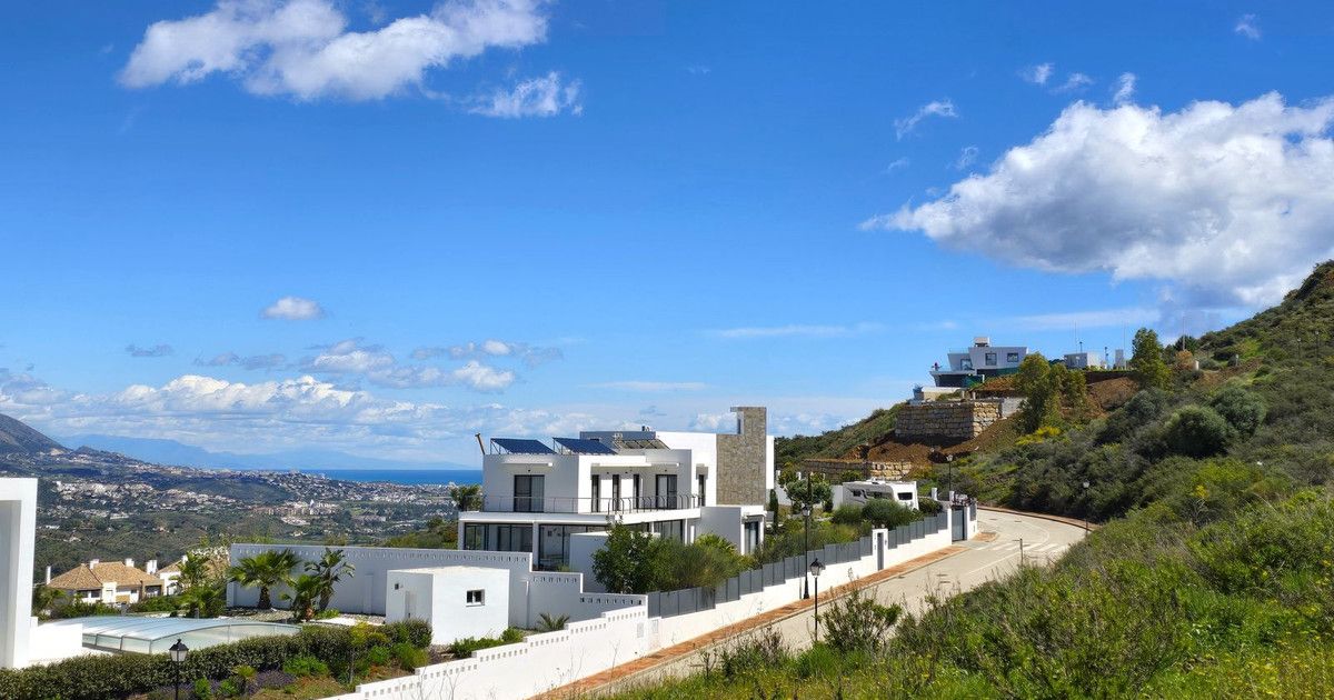 Residential Plot in La Cala Golf, La Cala Golf, 9/12