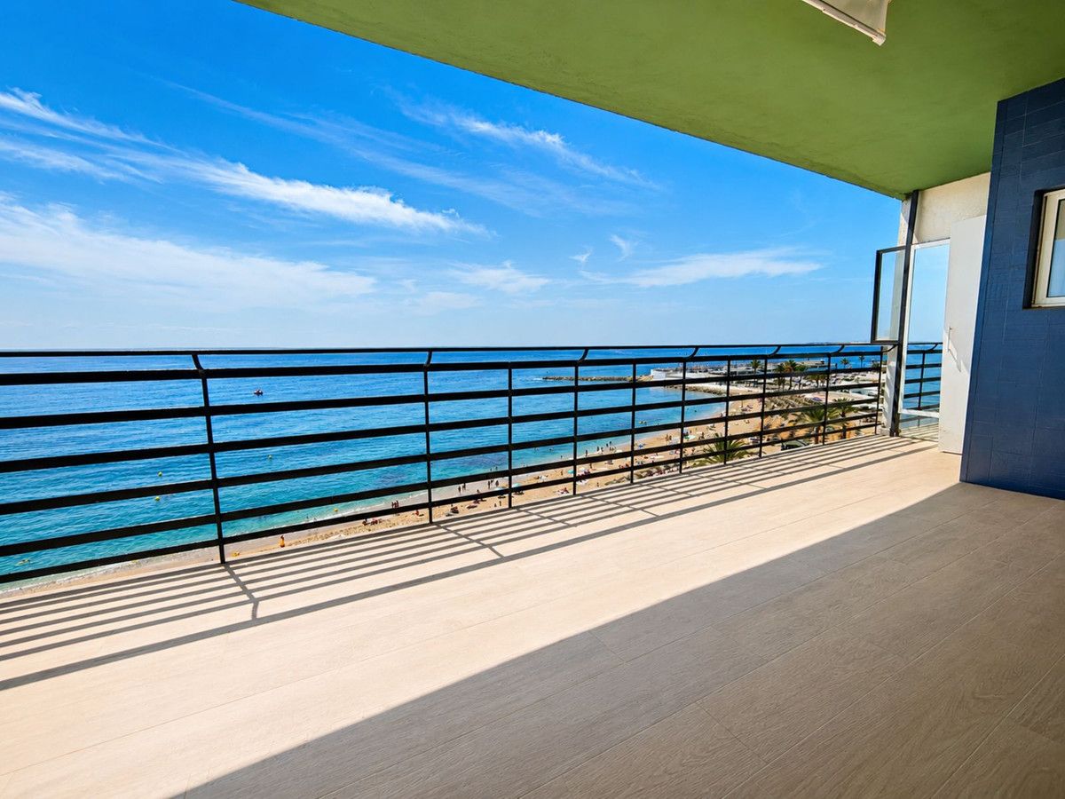 Middle Floor Apartment in Marbella, Marbella, 2/12