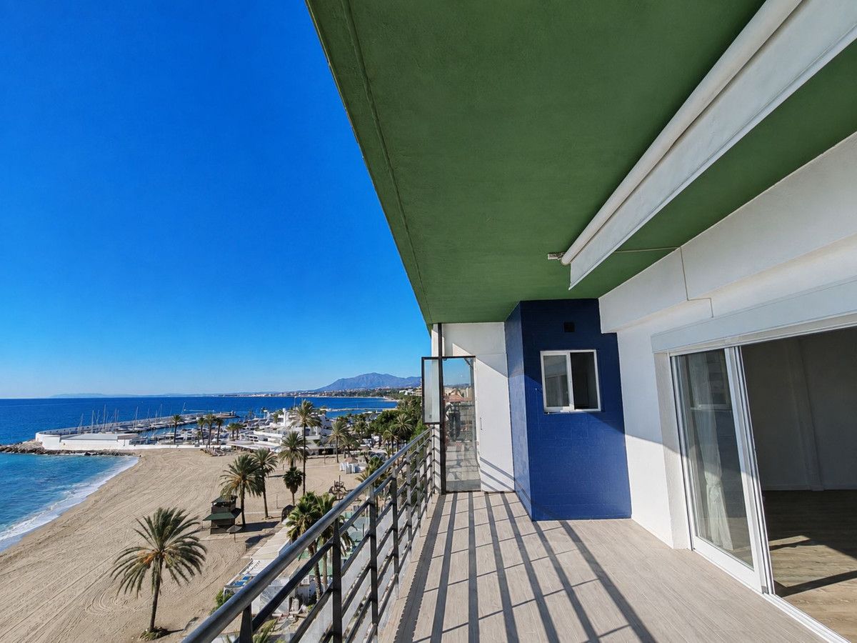 Middle Floor Apartment in Marbella, Marbella, 6/12
