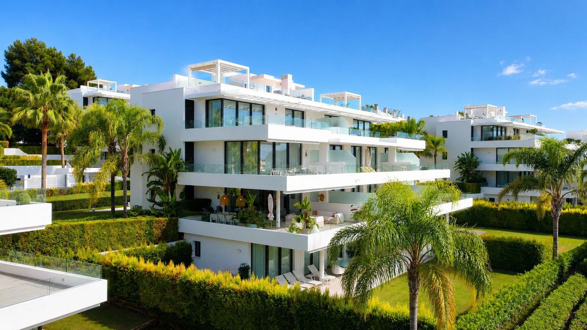 Апартаменты на среднем этаже в Estepona, Estepona, 5/12