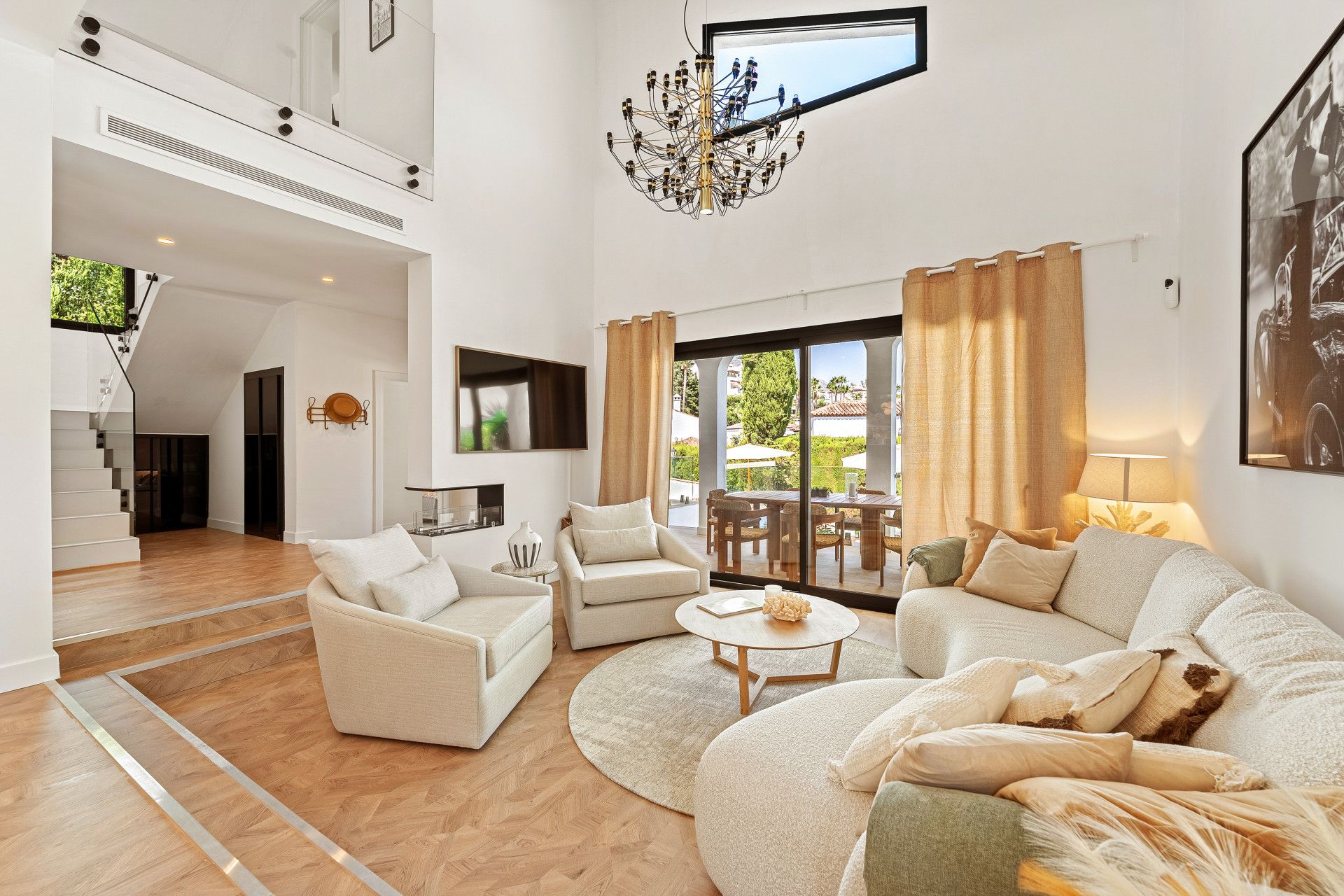 Villa in Nueva Andalucia, Marbella Country Club, Nueva Andalucia, 7/12