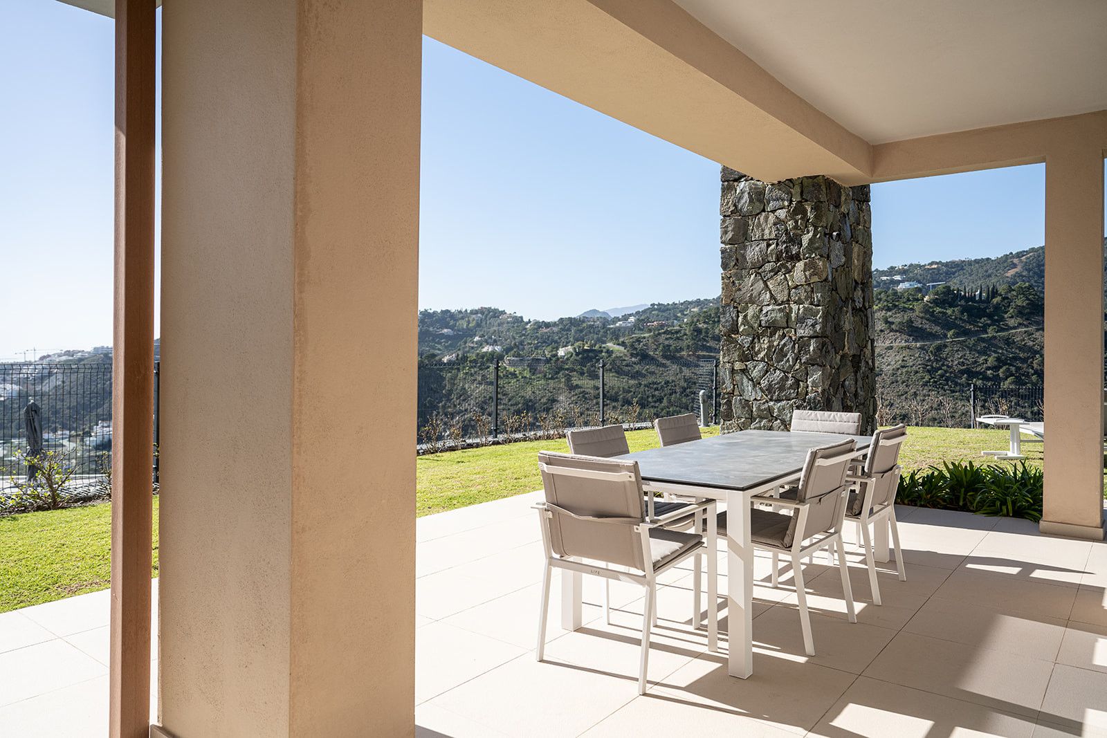 Apartamento en Planta Baja en Benahavis, Real de La Quinta, Benahavis, 6/12