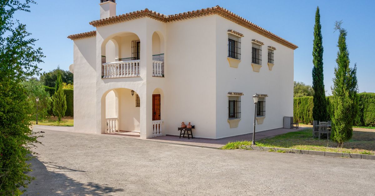 Wolnostojąca willa w Estepona, Estepona, 5/12