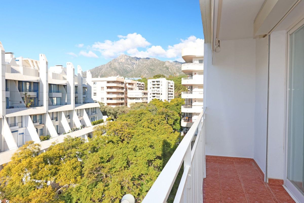 Appartement op de middelste verdieping in Marbella, Marbella, 1/12