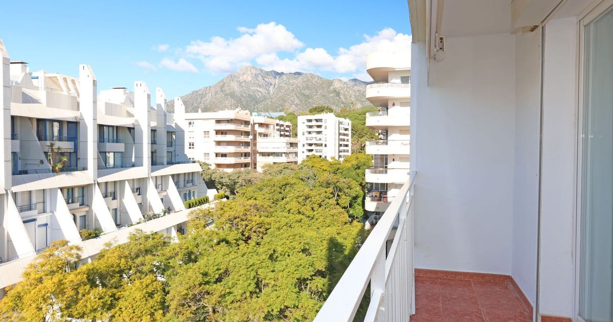 Appartement op de middelste verdieping in Marbella, Marbella, 1/12