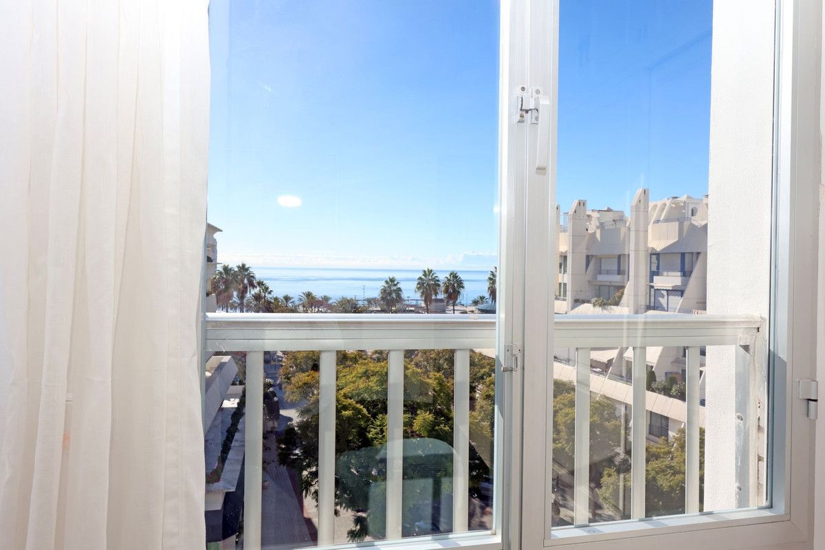 Appartement op de middelste verdieping in Marbella, Marbella, 12/12