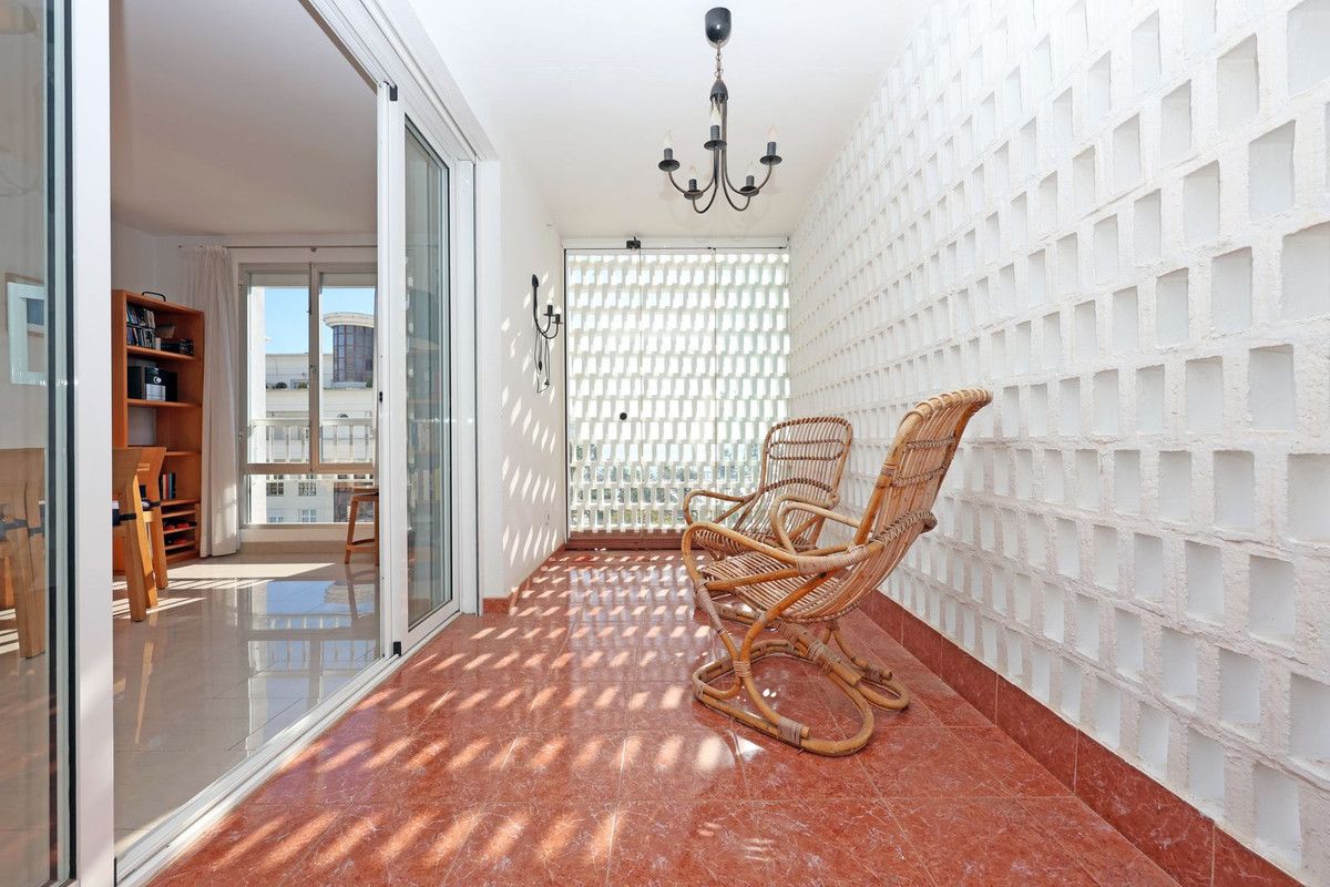 Appartement op de middelste verdieping in Marbella, Marbella, 7/12