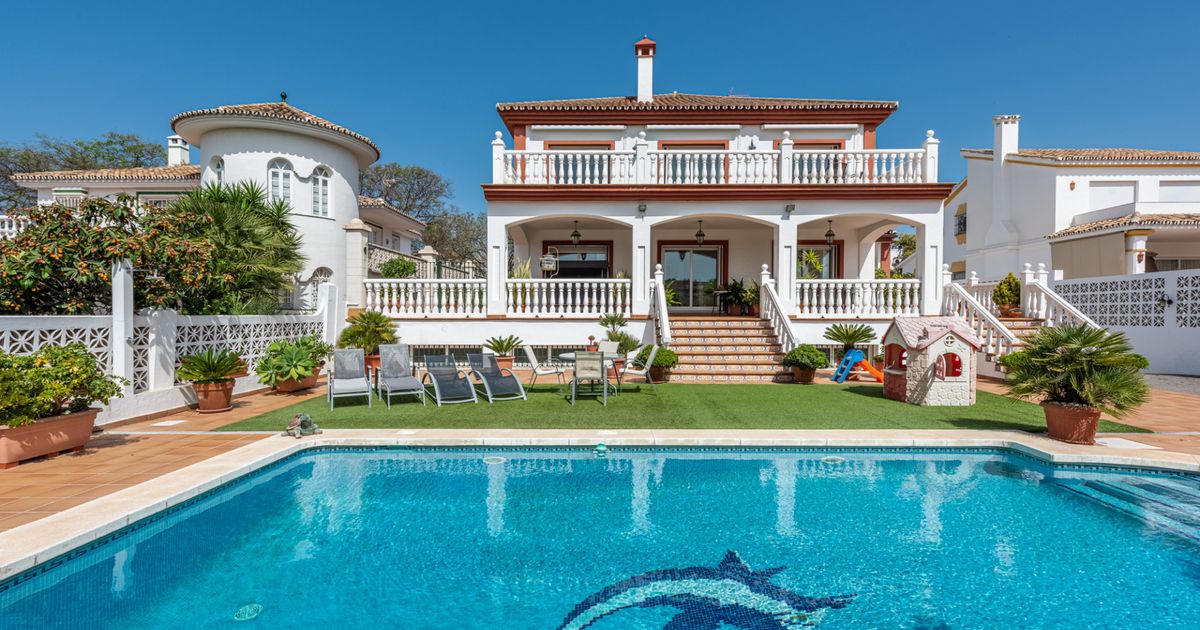 Villa in San Pedro de Alcantara, San Pedro de Alcantara, 1/12