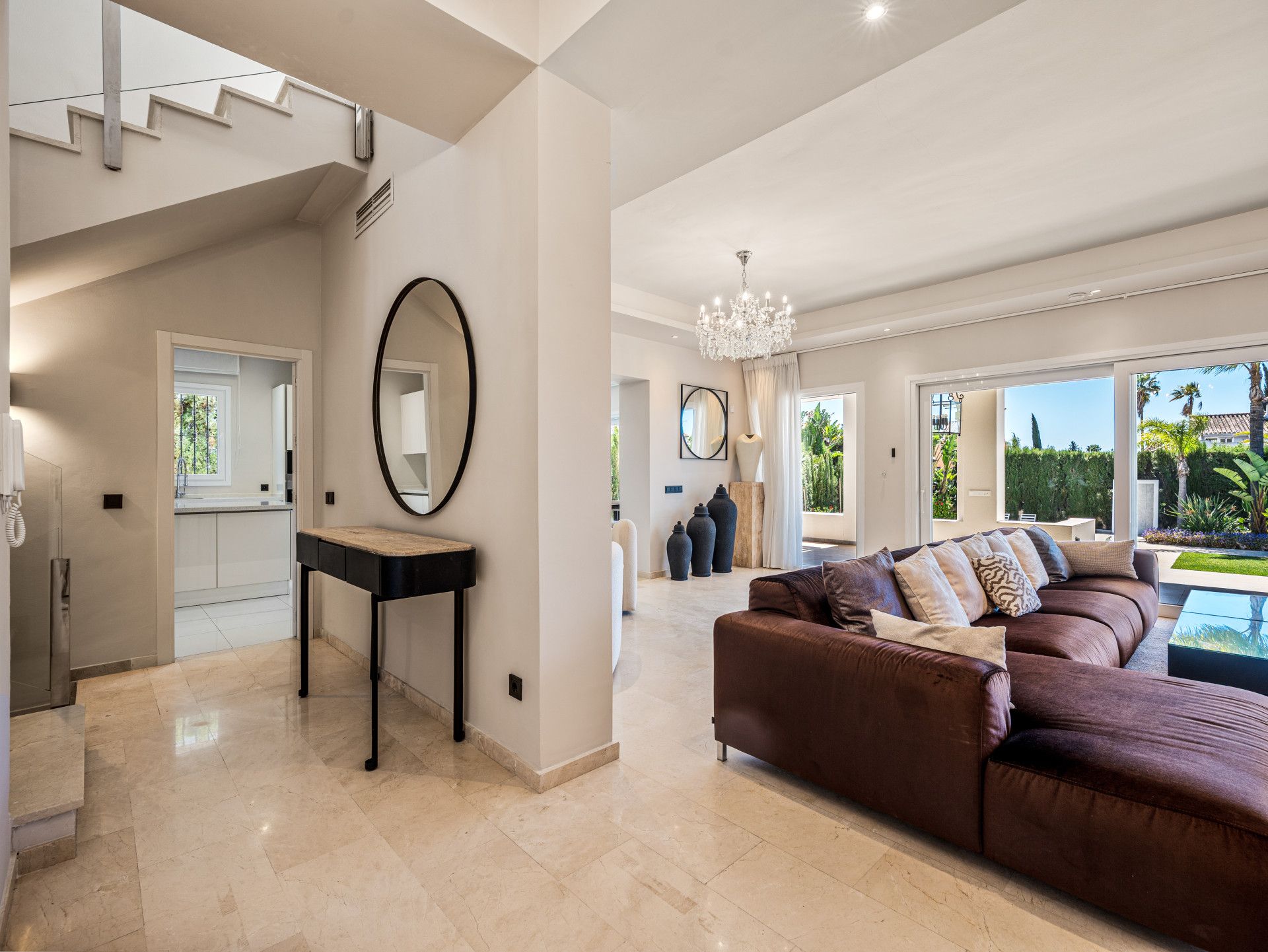 Villa in Nueva Andalucia, Nueva Andalucia, 5/12