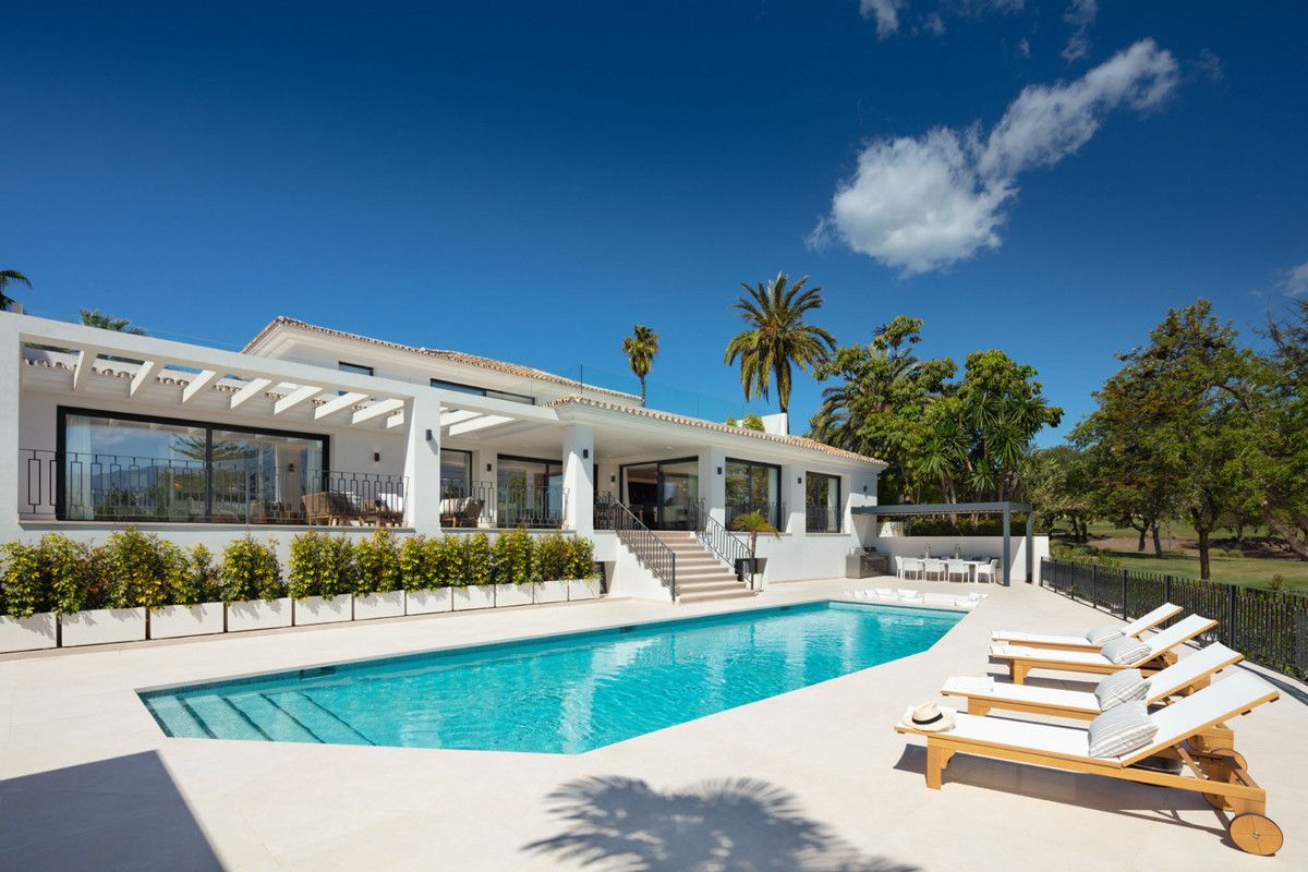 Detached Villa in Nueva Andalucía, Nueva Andalucía, 11/12