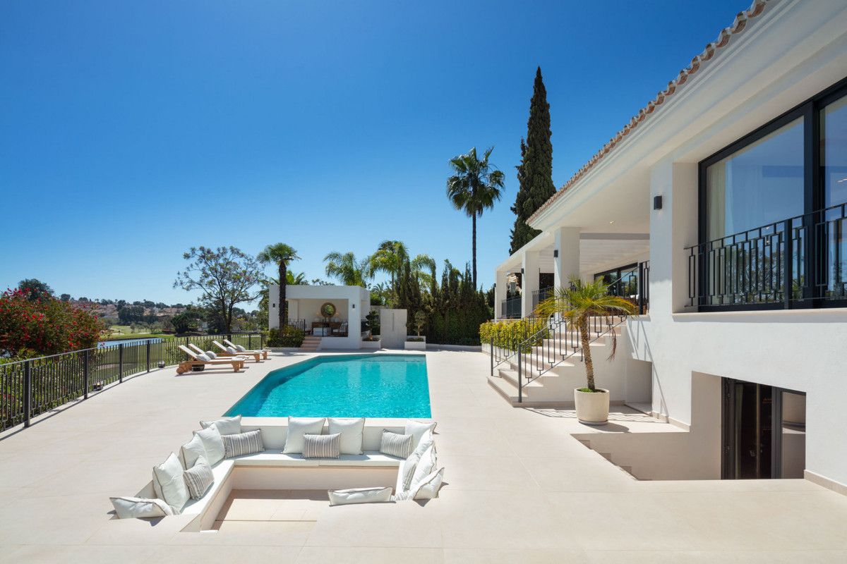 Detached Villa in Nueva Andalucía, Nueva Andalucía, 12/12