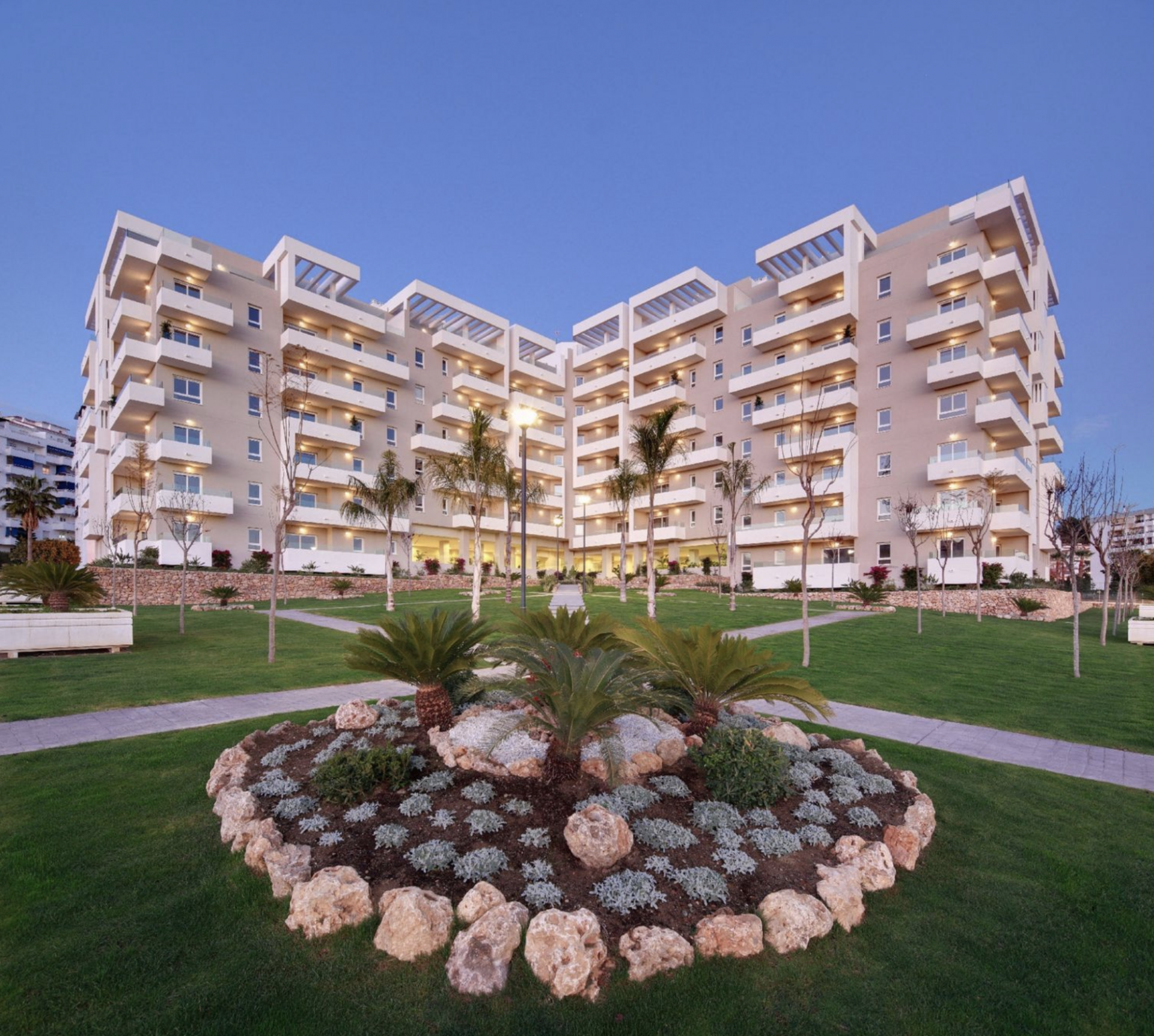Apartment in Nueva Andalucia, Nueva Andalucia, 1/12