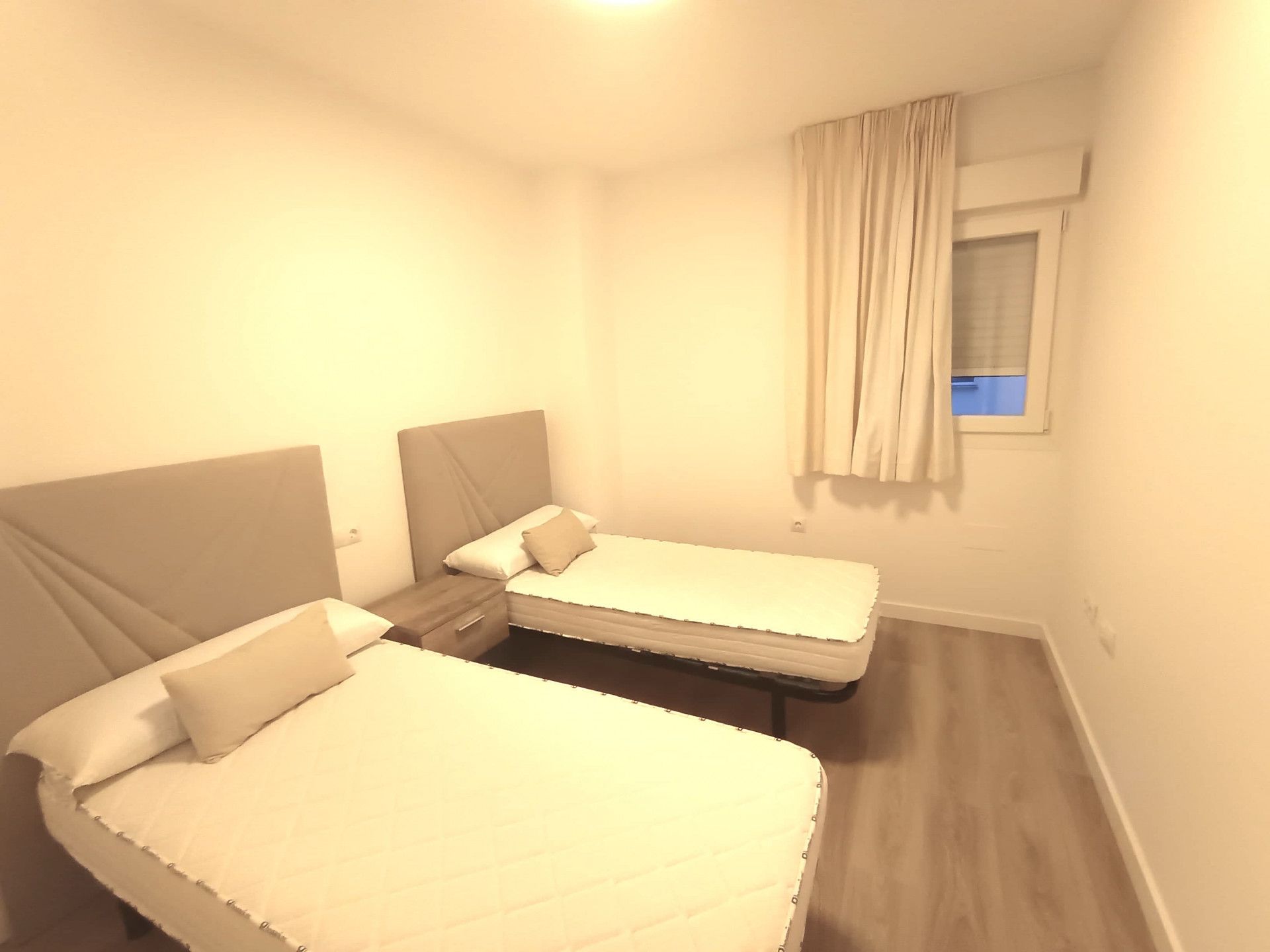 Apartment in Nueva Andalucia, Nueva Andalucia, 9/12