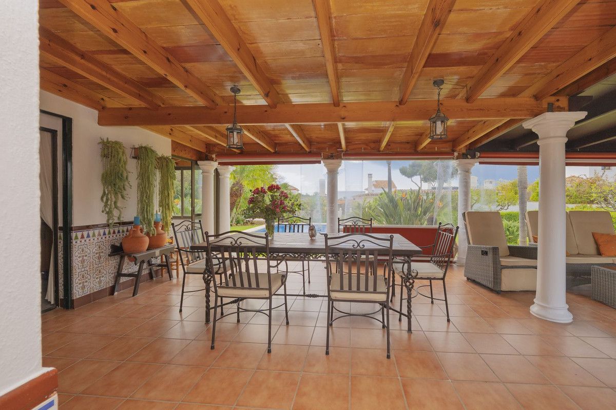 Detached Villa in Las Chapas, Las Chapas, 3/12