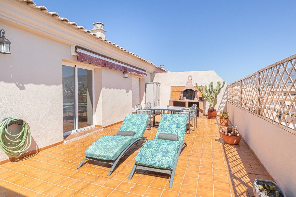 Penthouse in Las Lagunas, Las Lagunas, 2/12