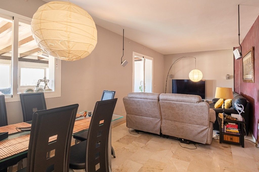 Penthouse in Las Lagunas, Las Lagunas, 12/12