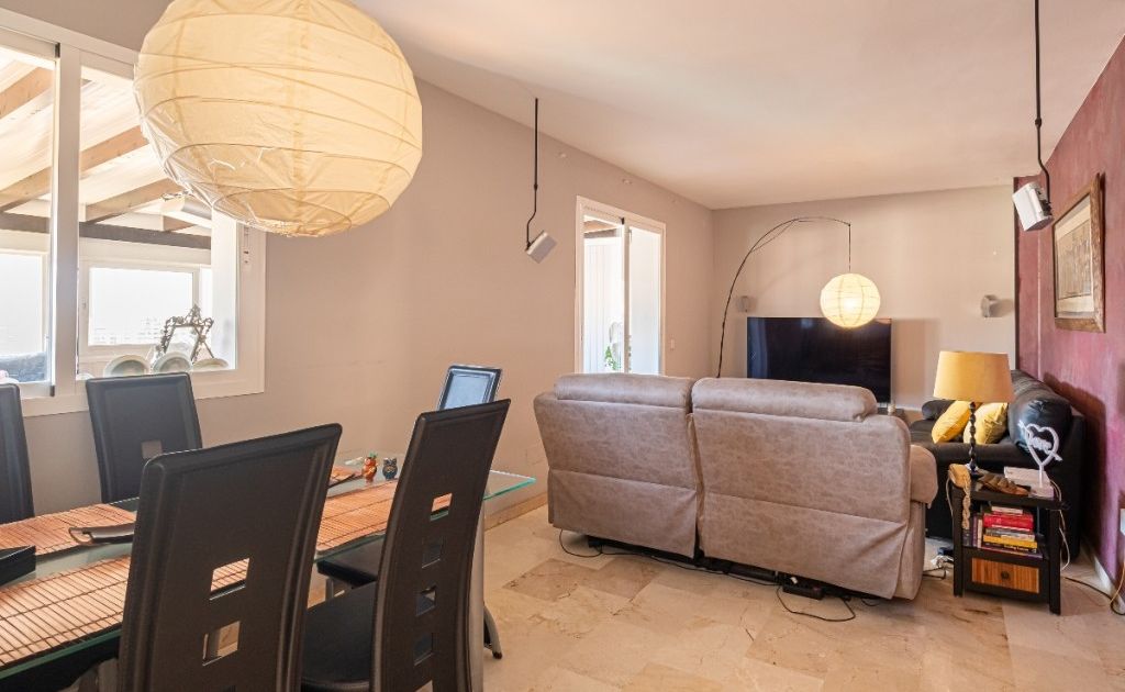 Penthouse in Las Lagunas, Las Lagunas, 12/12