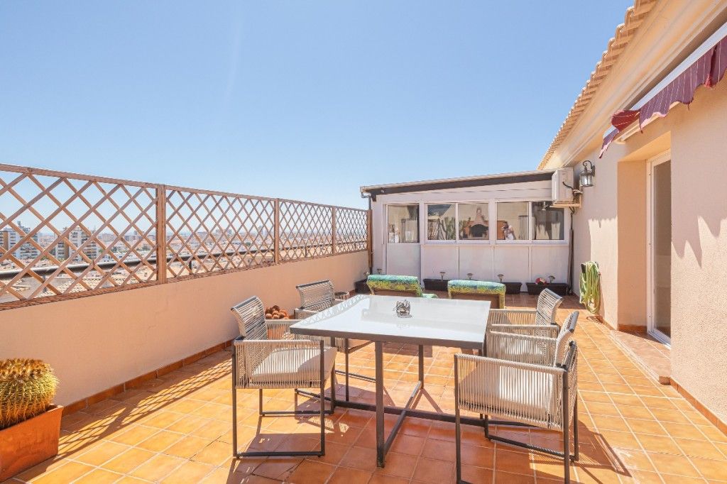 Penthouse in Las Lagunas, Las Lagunas, 3/12