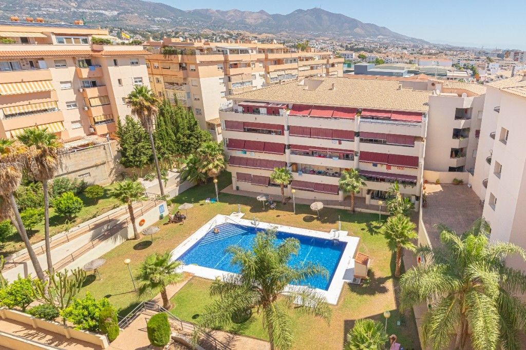 Penthouse in Las Lagunas, Las Lagunas, 6/12