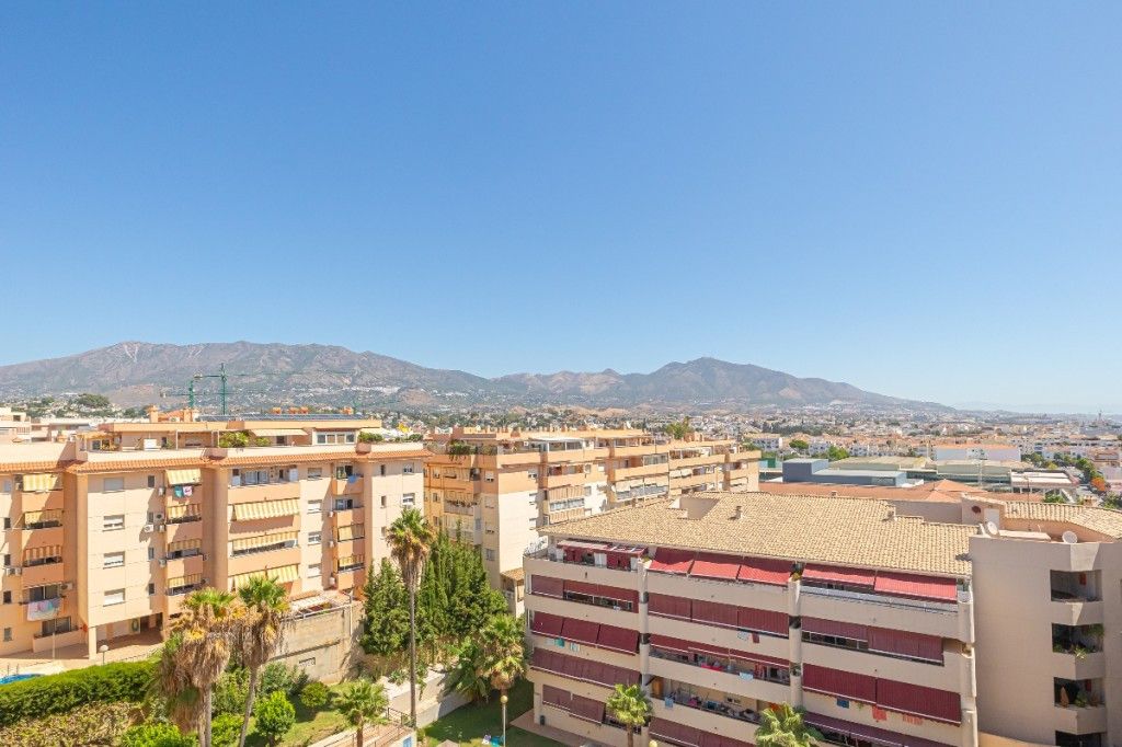Penthouse in Las Lagunas, Las Lagunas, 7/12