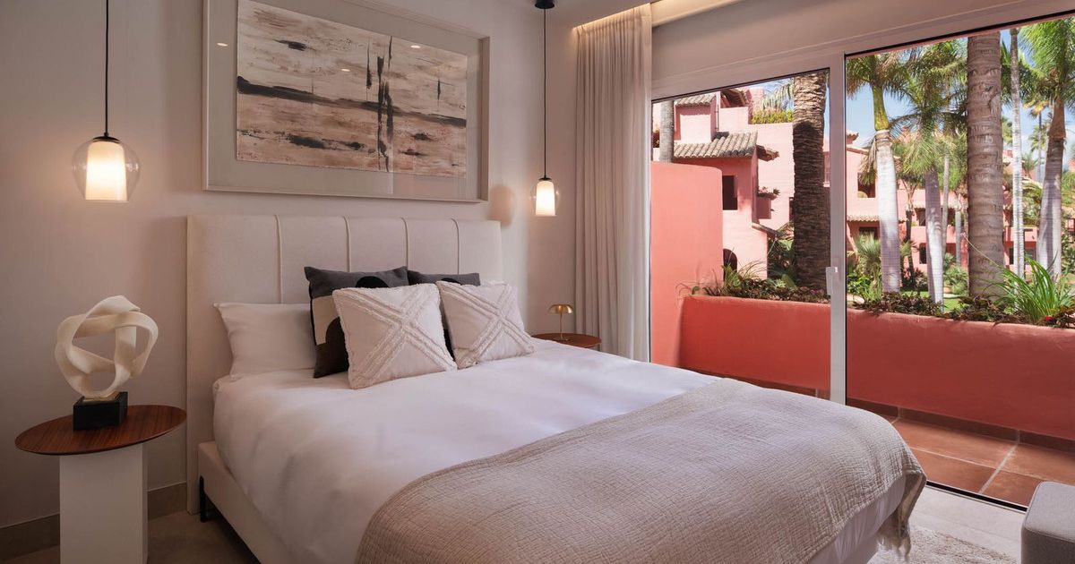 Apartamento de Planta Media en Estepona, Estepona, 11/12