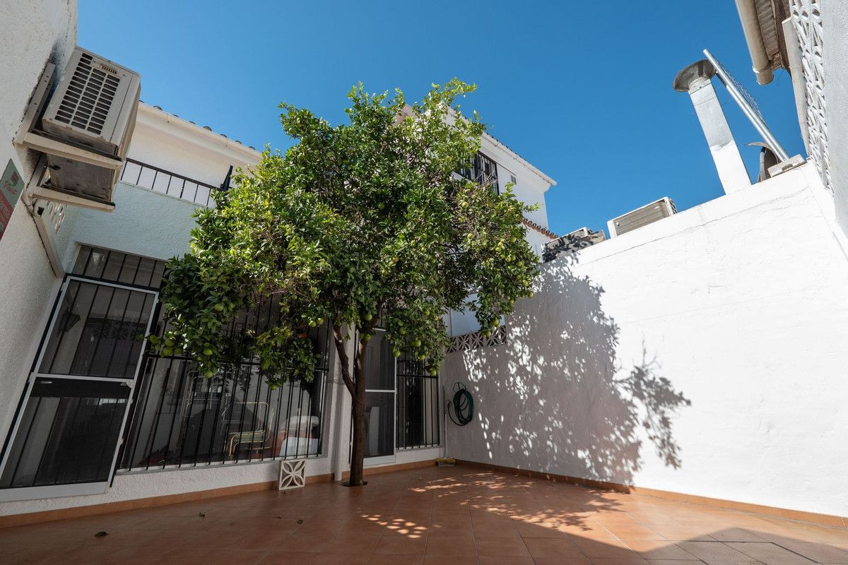 Reihenhaus in Nueva Andalucía, Nueva Andalucía, 9/12